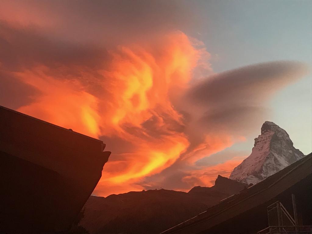 Haus Orta Apartment Zermatt Bagian luar foto