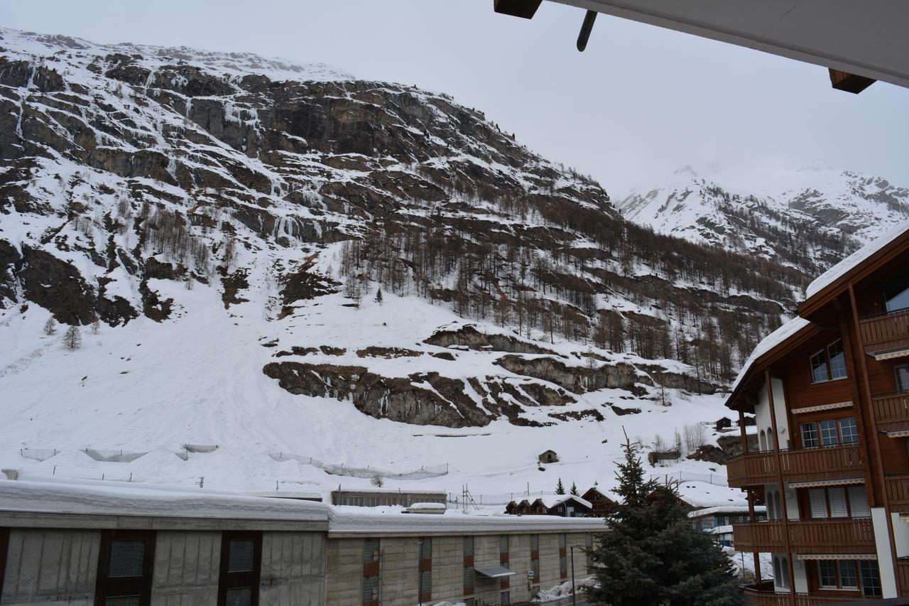 Haus Orta Apartment Zermatt Bagian luar foto